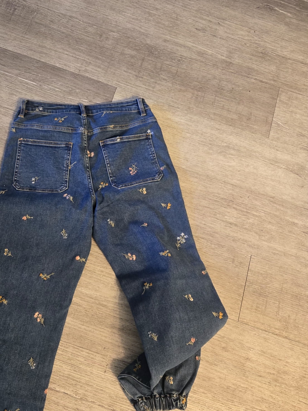 Driftwood Embroidered Dark Wash Women’s Jeans - Floral Detail - Picture 7 of 16